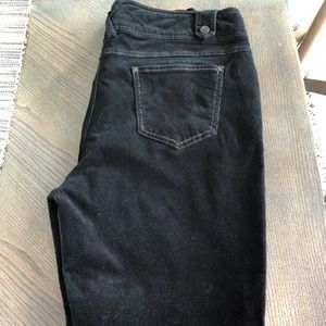 Adventure black corduroy pants
